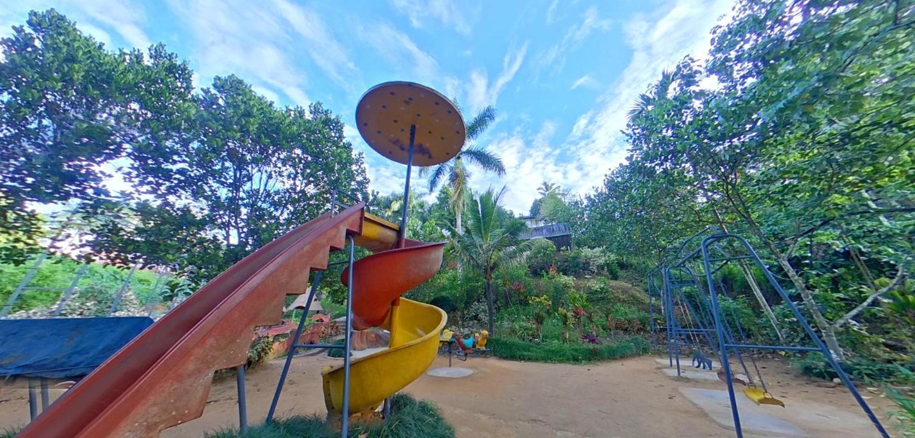 Wayanad Royal Stream Bed & Breakfast Kalpetta Exterior photo